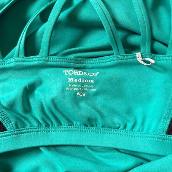 Toad and co aquaflex green dress size medium strappy built in bra athletic sport - Picture 6 of 10